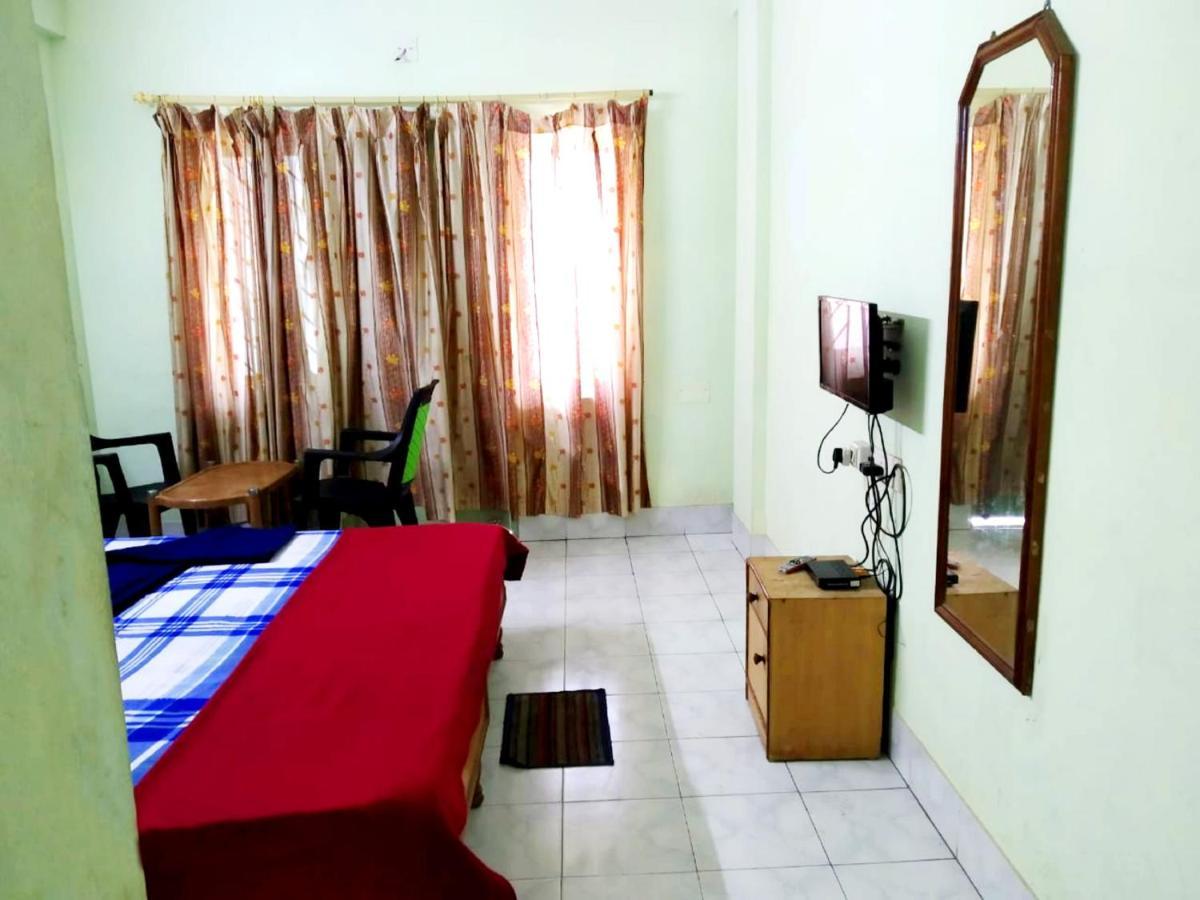 Hotel Asish Puri Exterior photo